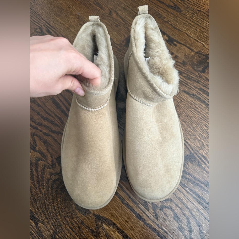NEW UGG MUSTARD SEED CLASSIC ULTRA MINI SUEDE SHEEPSKIN BOOTS, MEN US 16~NEW - Picture 9 of 9